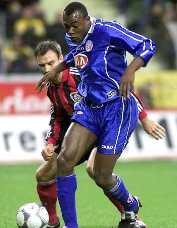 球迷们热切 球迷们热切